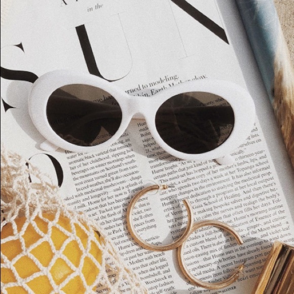 Lulus Accessories - Brand new white boutique sunglasses